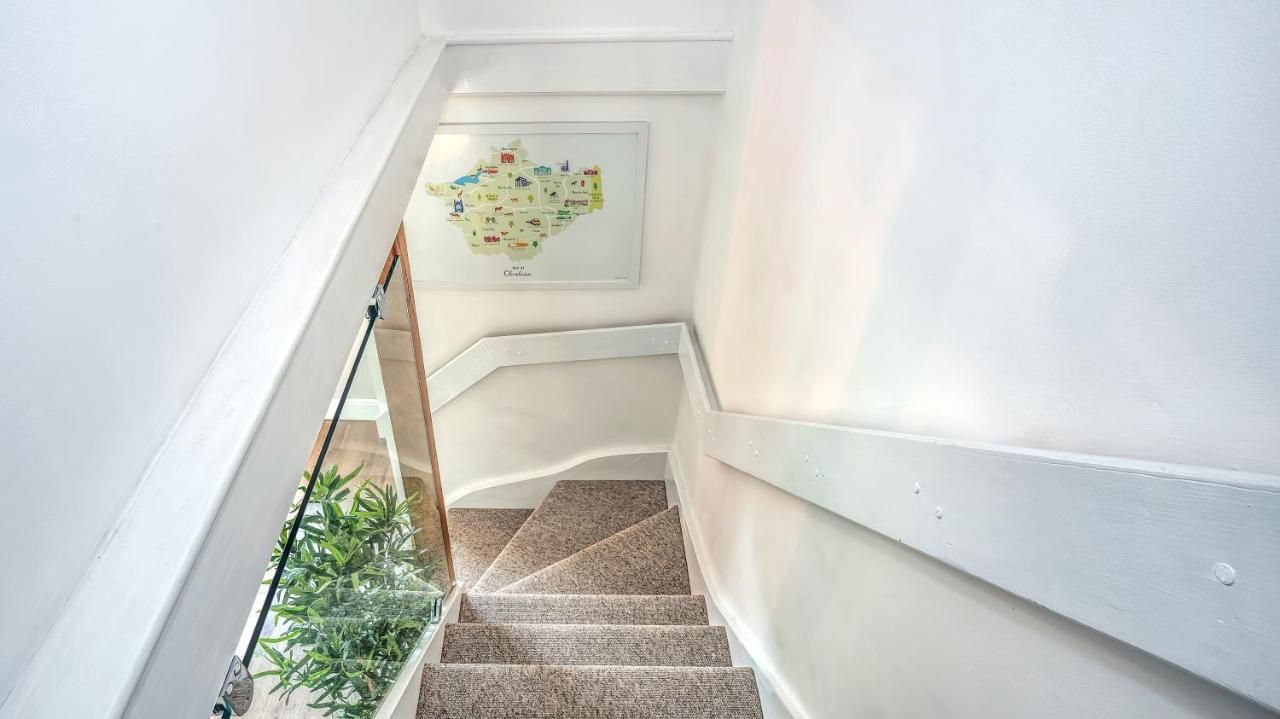 Villa Modern 3-Bed House On Tarporley High Street Exterior foto